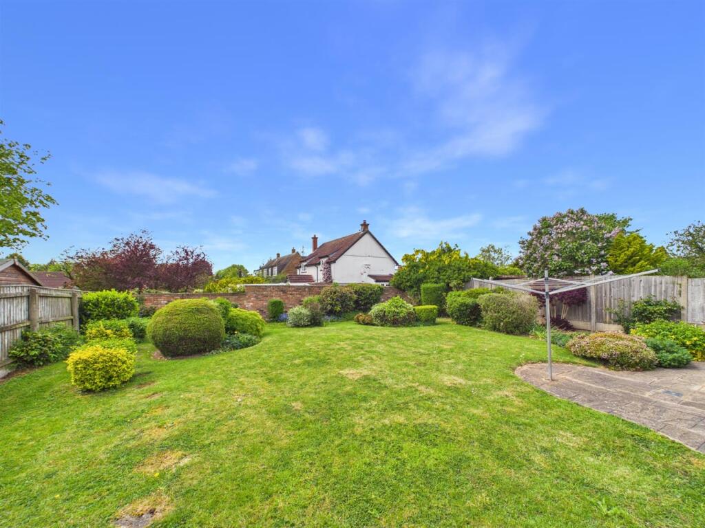 Maple Close, Louth photo 4