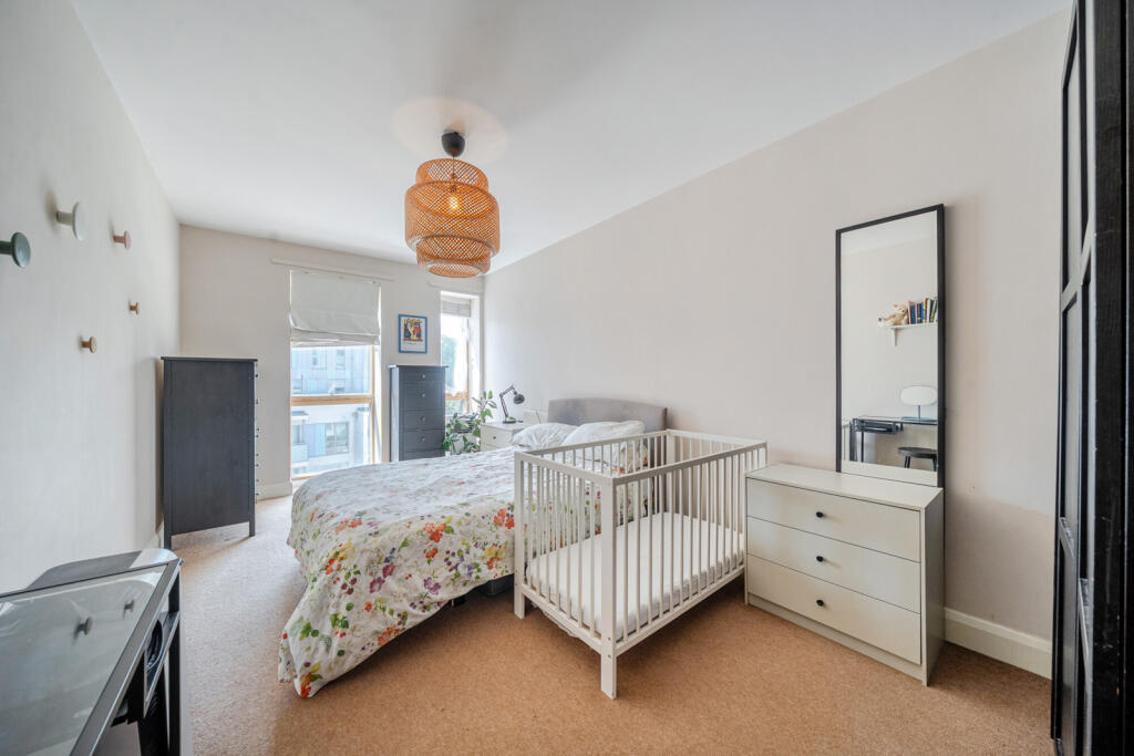 Apartment in London - View 4
