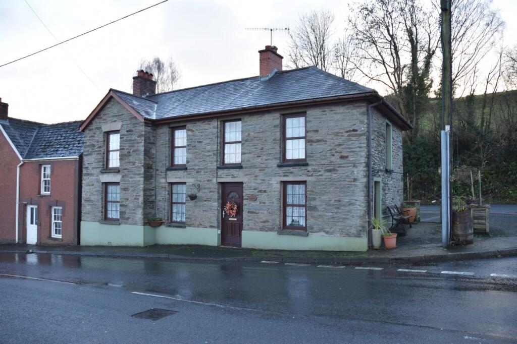 Main image of property: Y Wern, Newcastle Emlyn