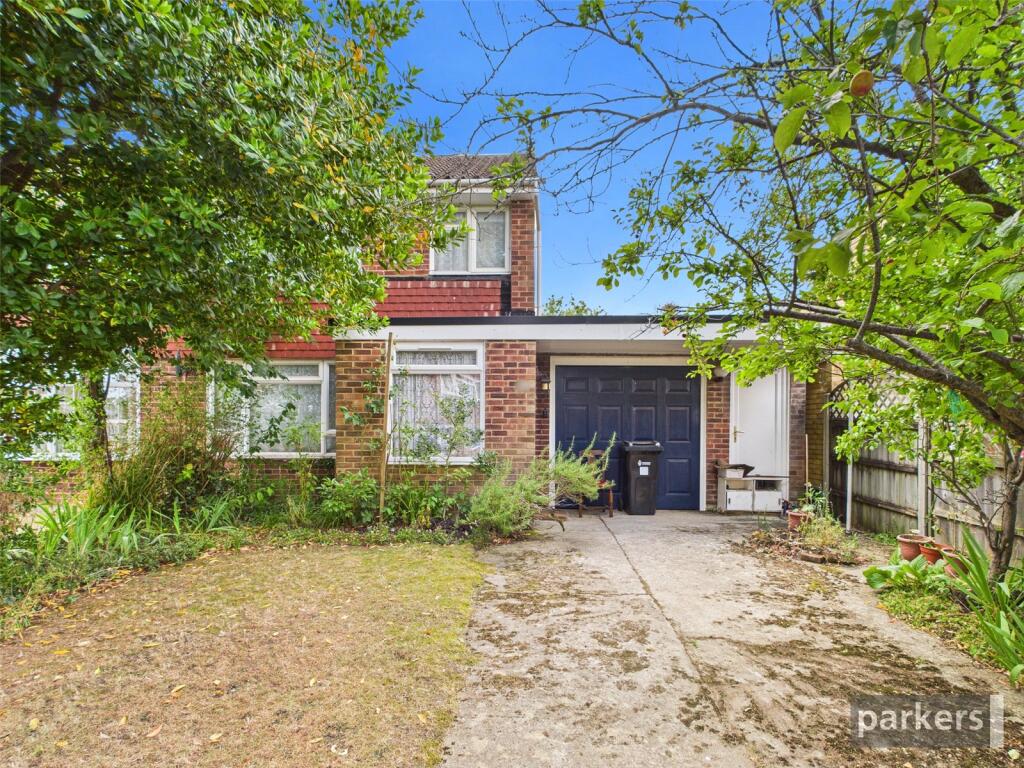 Main image of property: Malvern Close, Woodley, Reading, Berkshire, RG5
