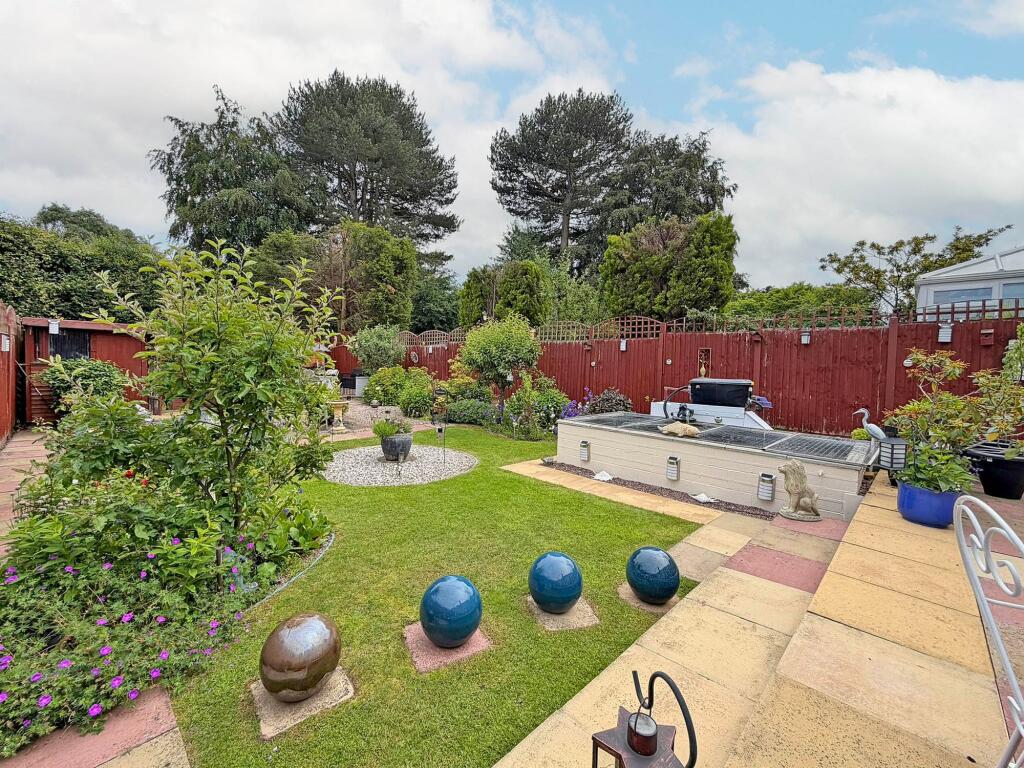 House in Wolverhampton - View 3