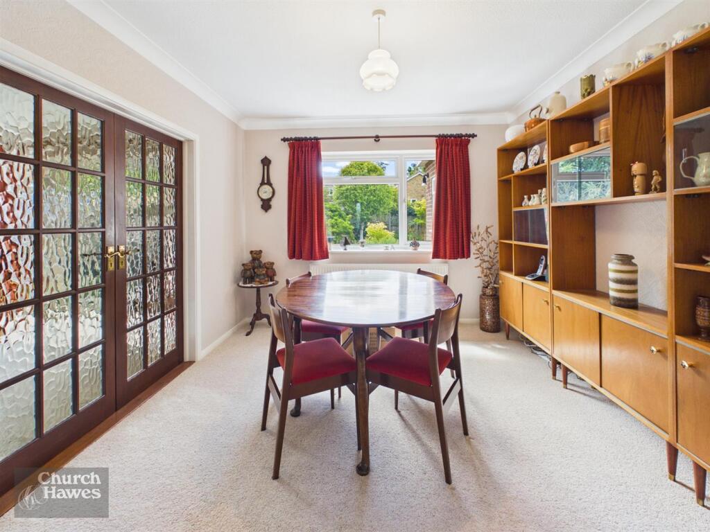 Blenheim Close, Danbury photo 3