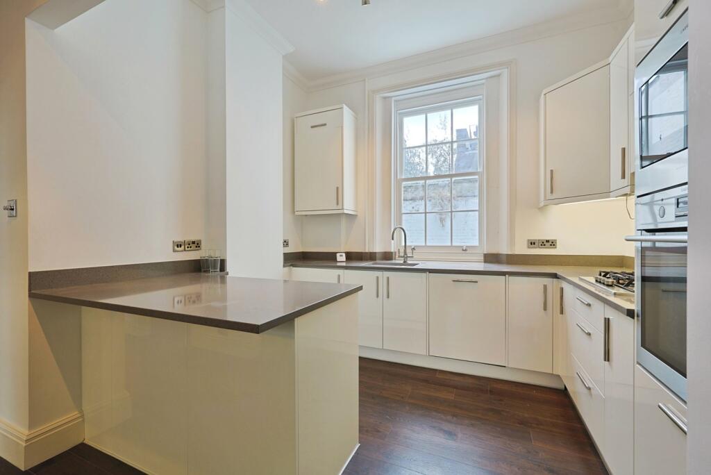 Apartment in London - View 2