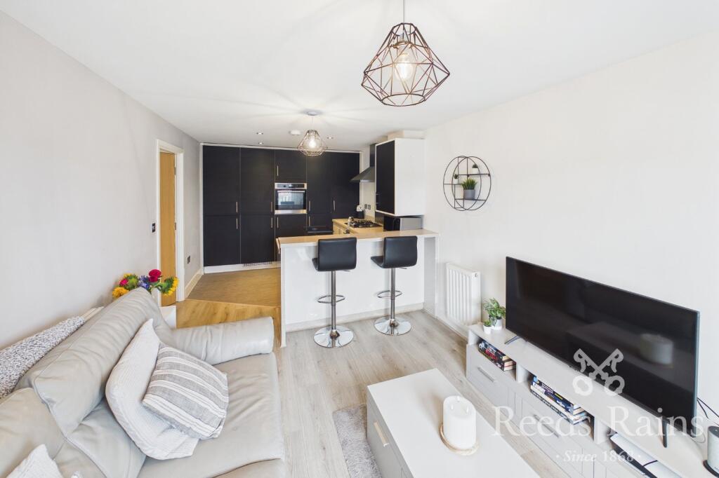 Apartment in Preston - View 5