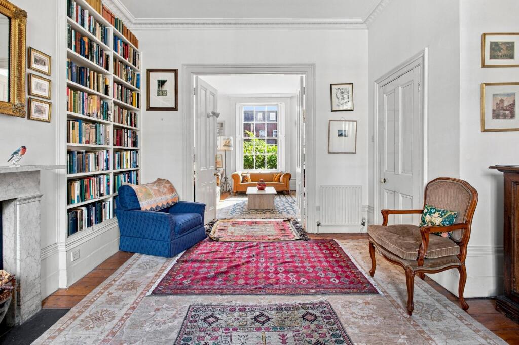 House in London, Primrose Hill, Chalk Farm - View 2