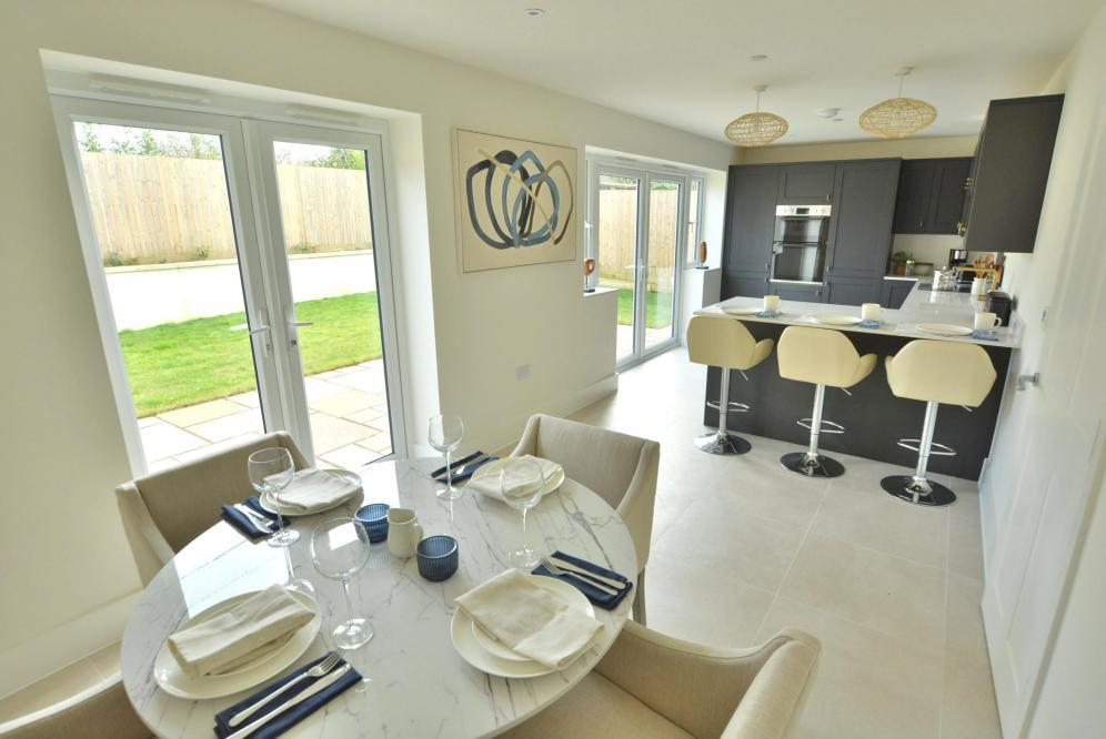 Churchill Close, Sturminster Marshall, BH21 4BQ photo 2