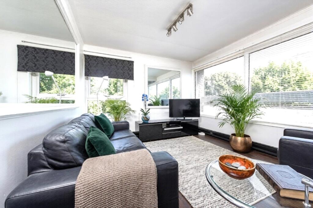 Main image of property: Battersea Church Road, London, SW11