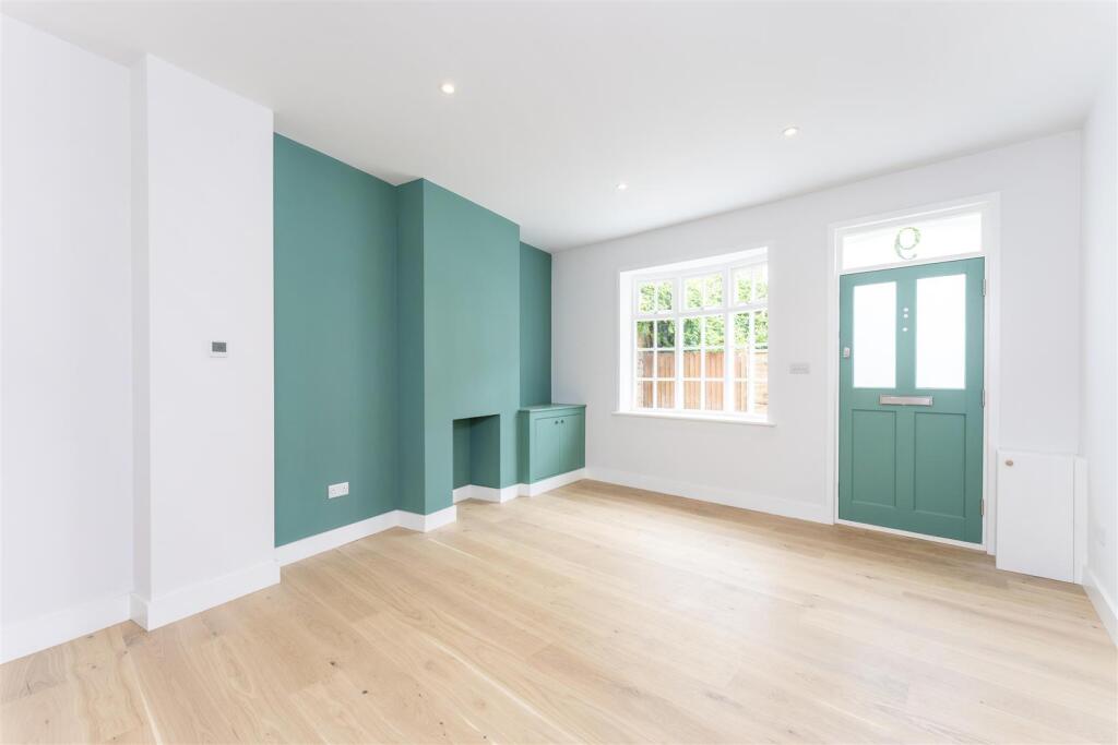 Main image of property: Warwick Place, Ealing, W5