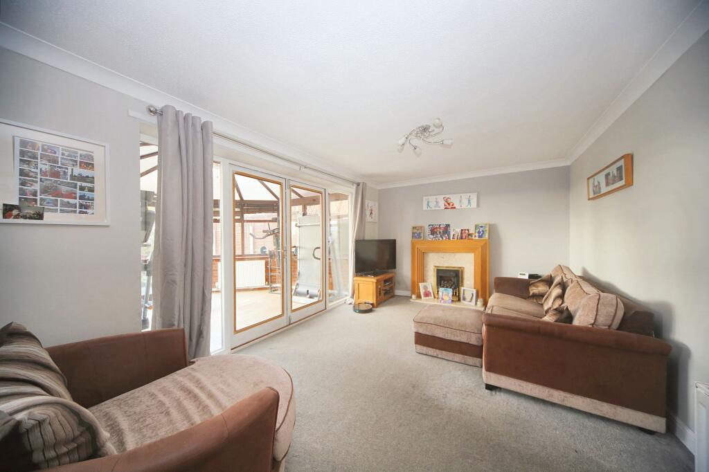 Churchfield, Shevington, WN6 photo 3
