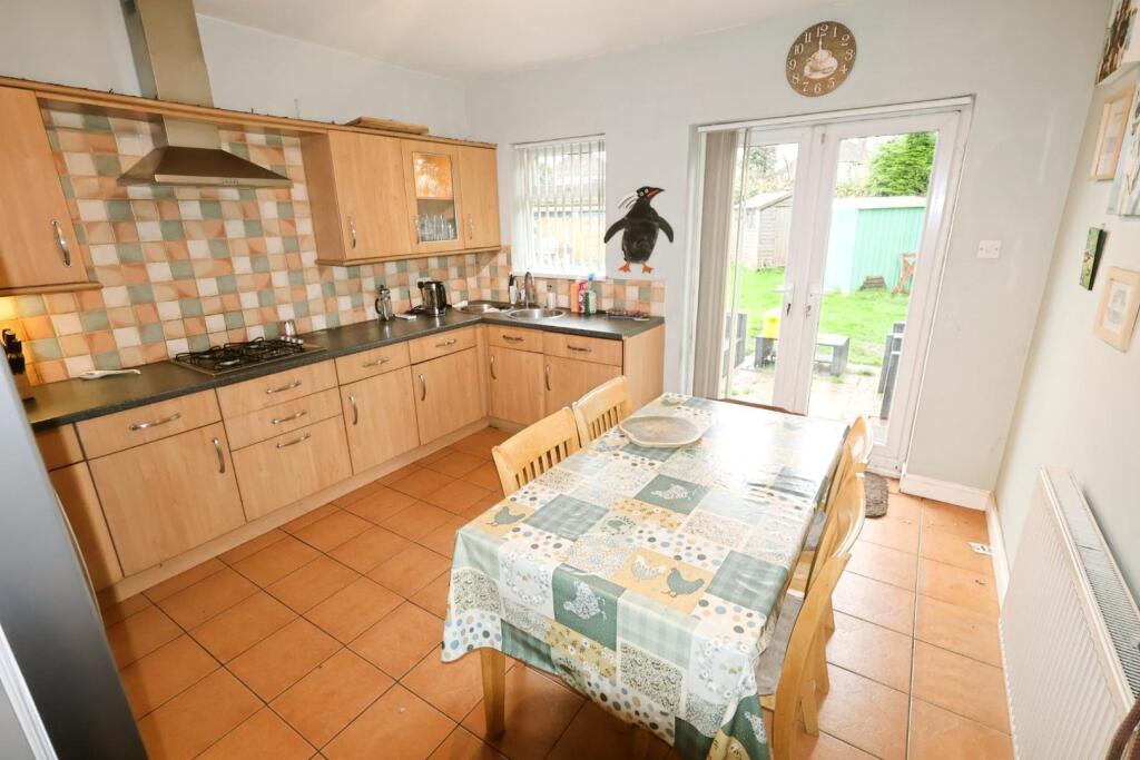 Camberley Crescent, Wrexham photo 4