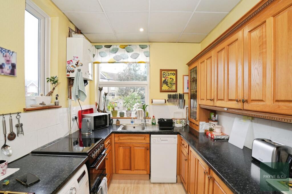 Coventry Road, Ilford, IG1 photo 2