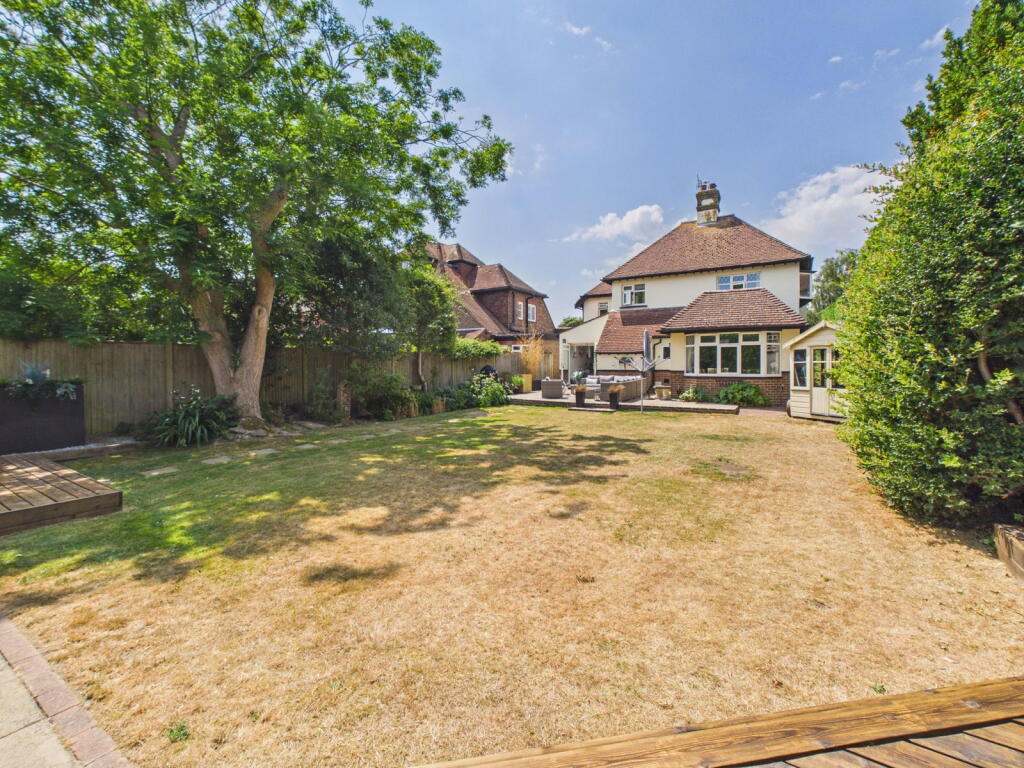Rectory Road, Worthing, BN14 7PN photo 2
