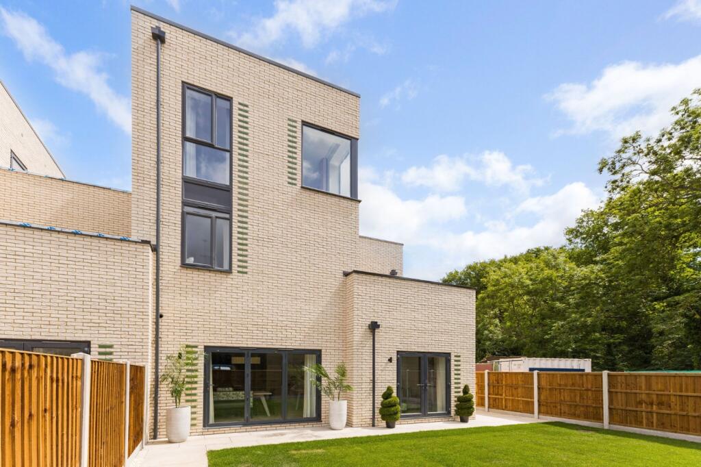 Main image of property: Clive Road, Great Warley, Brentwood, Essex