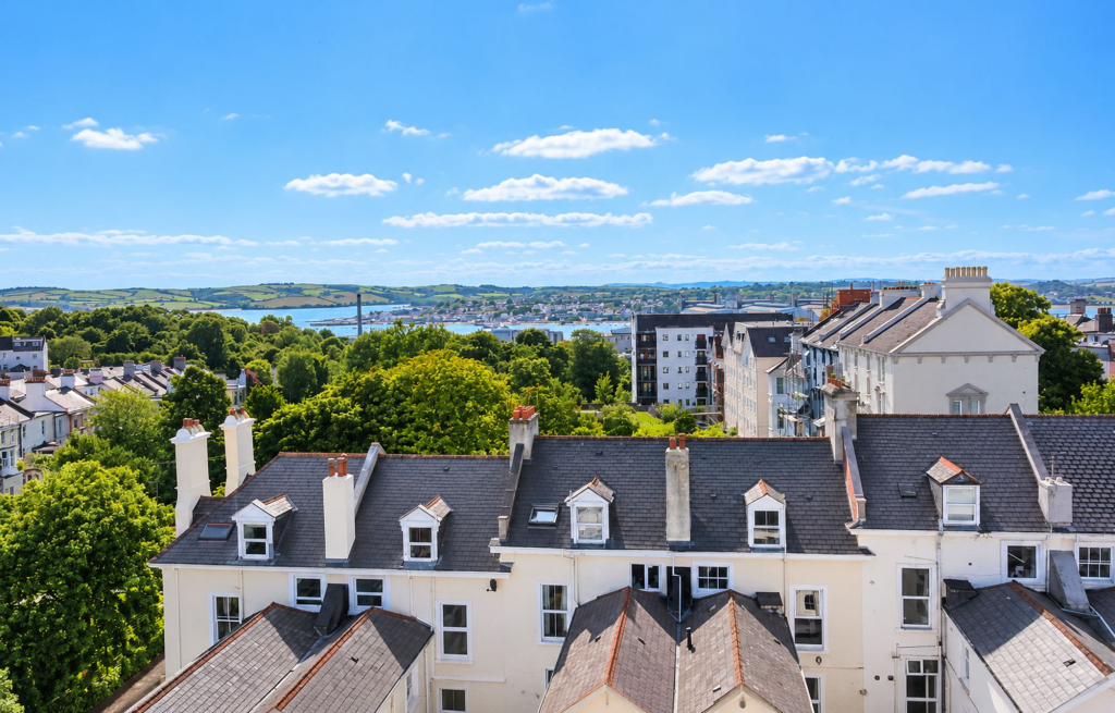 Apartment in Plymouth - View 2