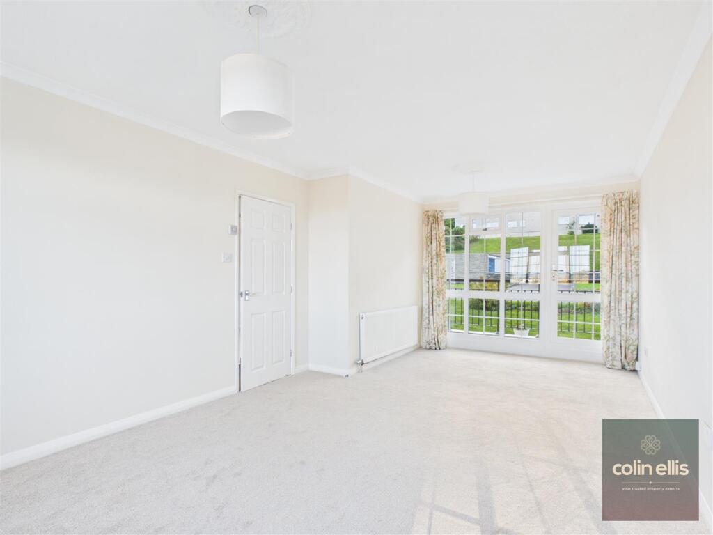 Apartment in Scarborough, North Yorkshire - View 3