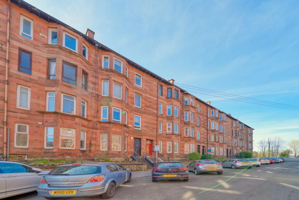 Main image of property: 83 Bolton Drive, Flat 3/2, Mount Florida, Glasgow, G42 9DS