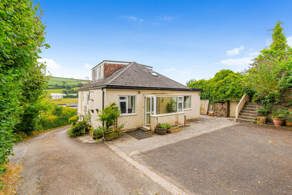 Main image of property: Frogmore, Kingsbridge