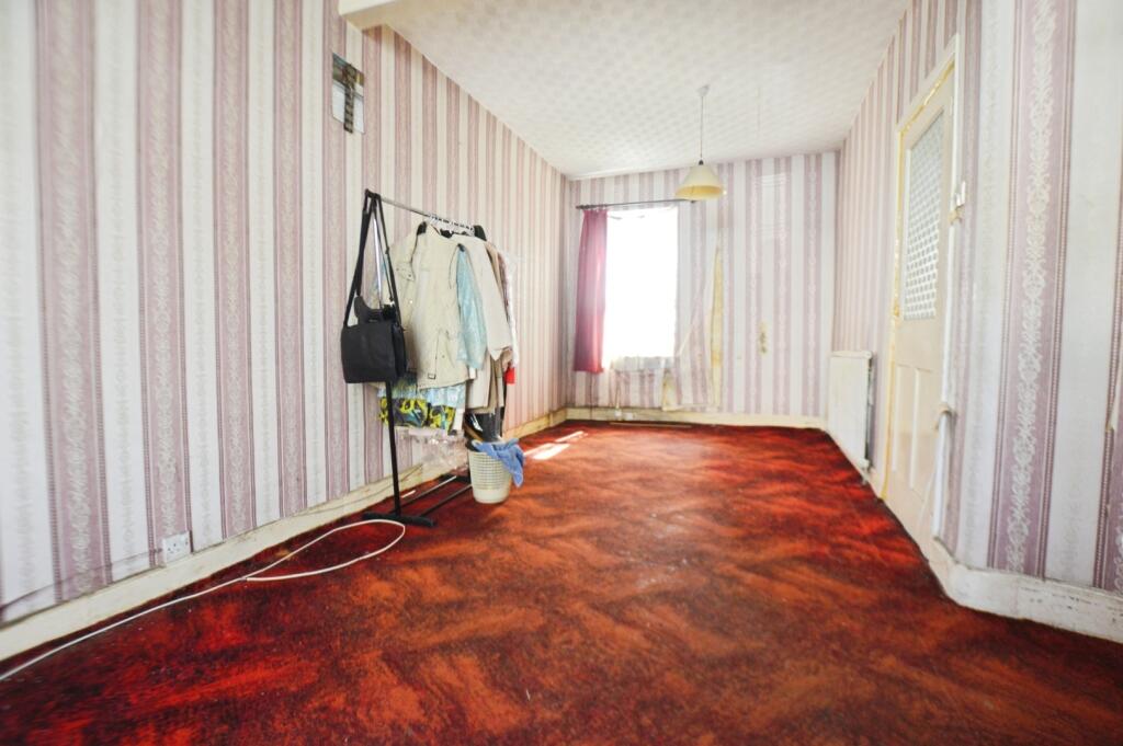 House in London - View 3