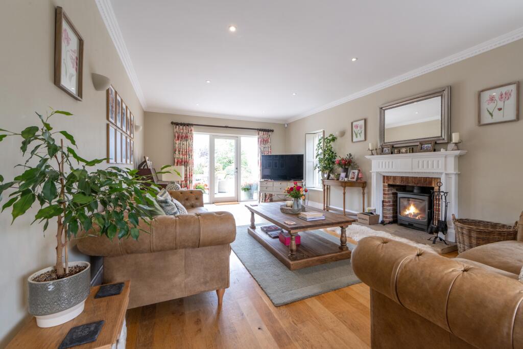 House in Salisbury, Silton - View 5