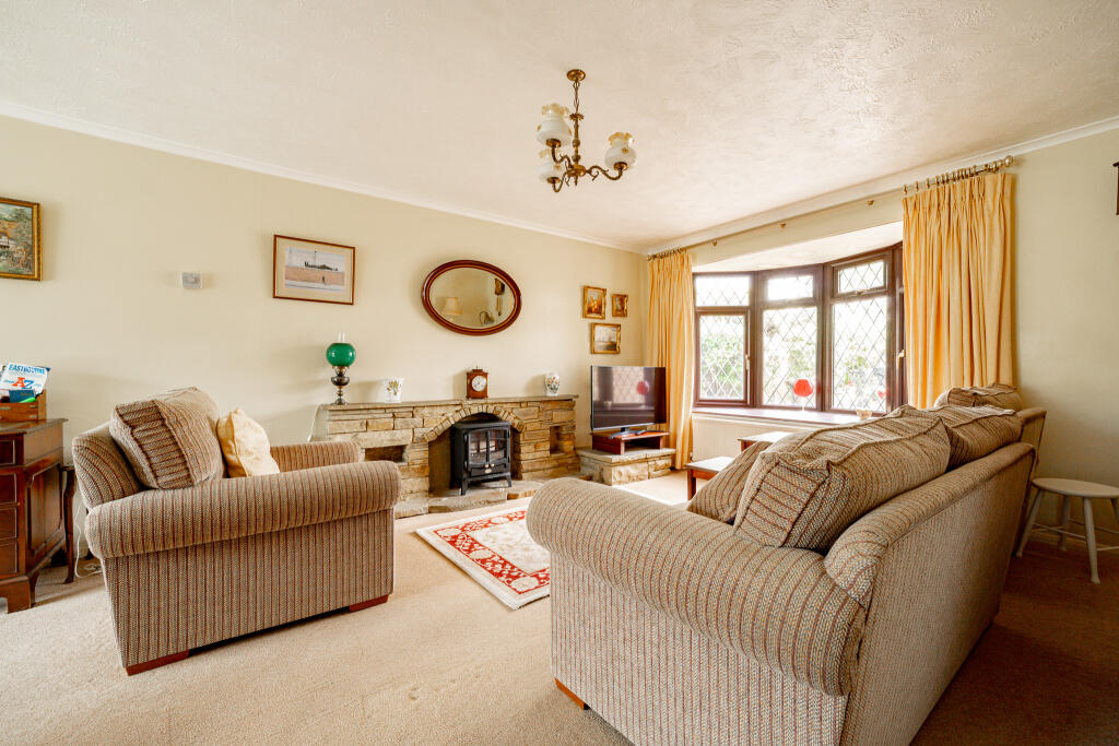 House in Eastbourne, East Sussex - View 3