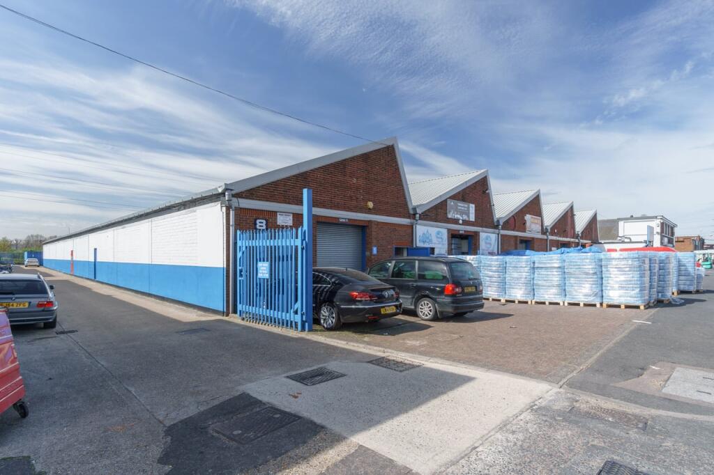 DSC05815-argall_avenue_17-4-15_ground_large