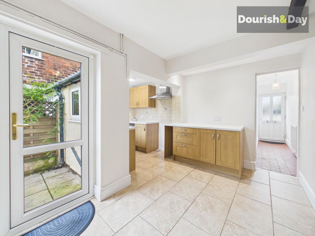 House in Stoke-on-Trent - View 5