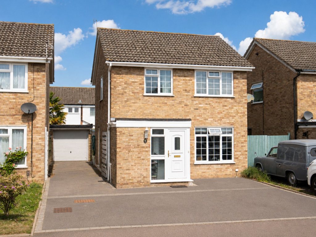Main image of property: Avondale Close, Horley, RH6