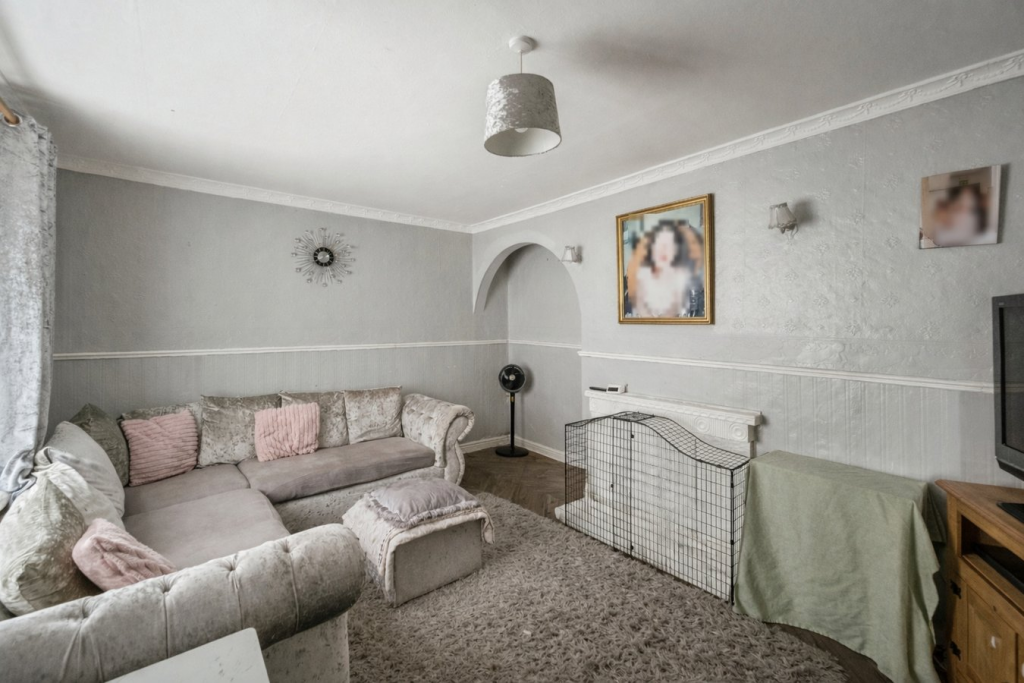 The Oval, Dunscroft, Doncaster, DN7 - View 2