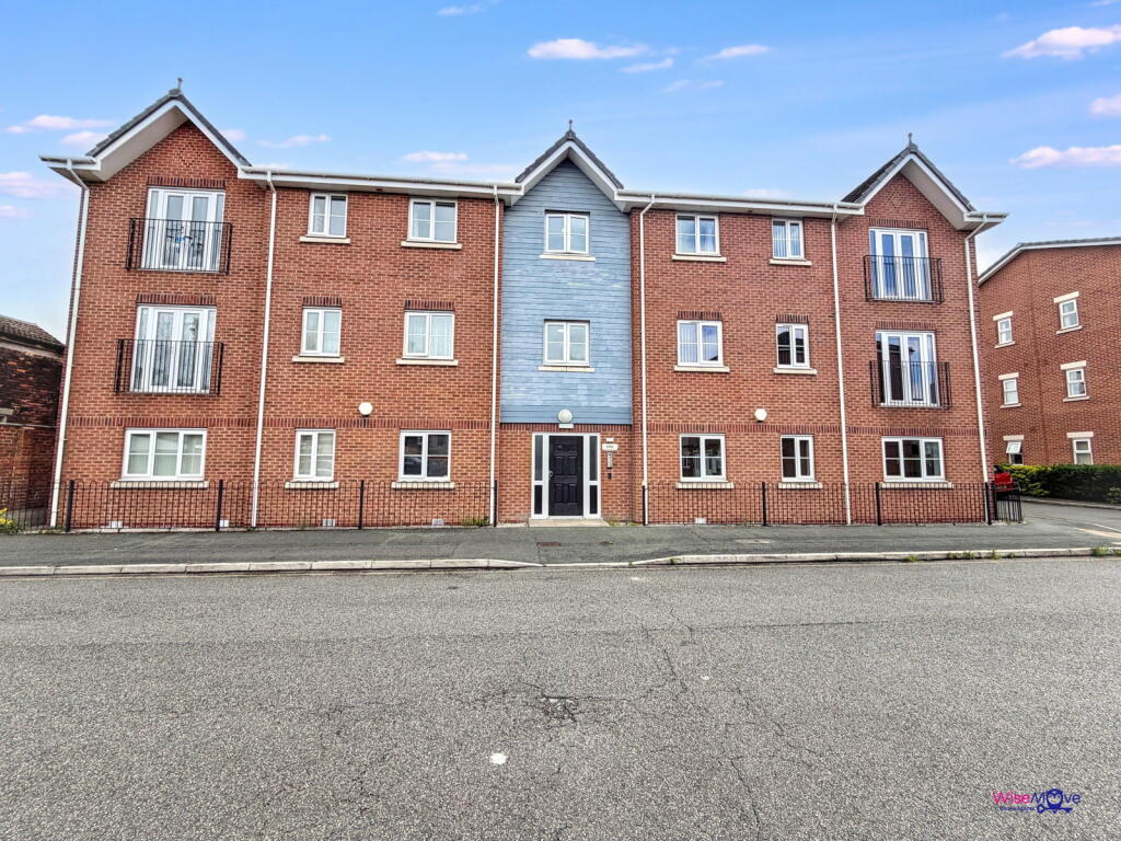 Apartment in Widnes, Halton - View 5