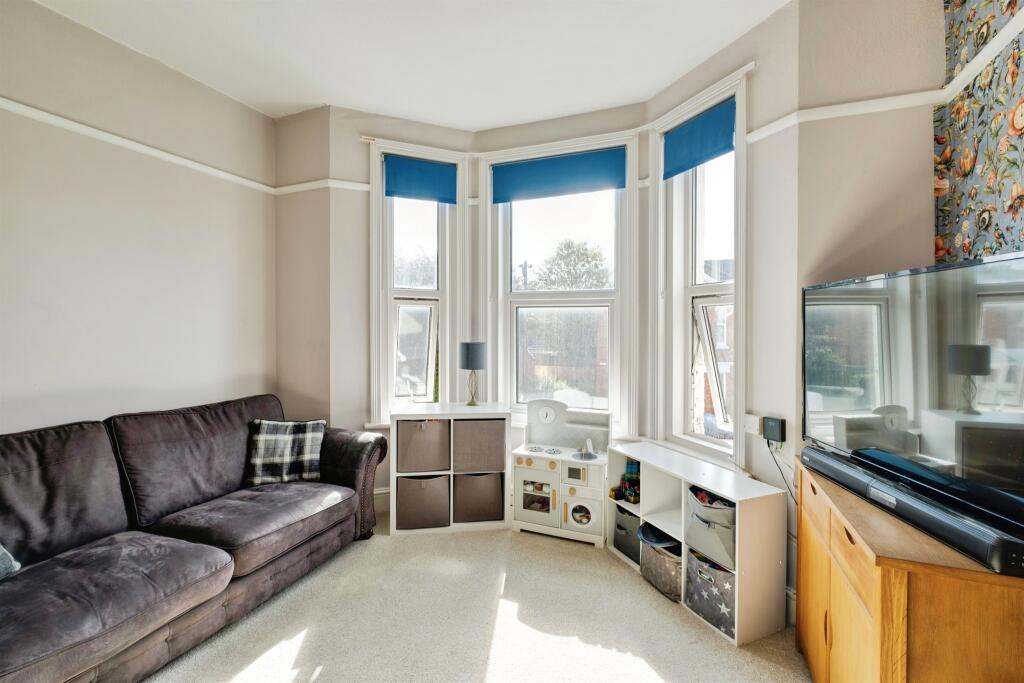 Apartment in Bournemouth - View 3
