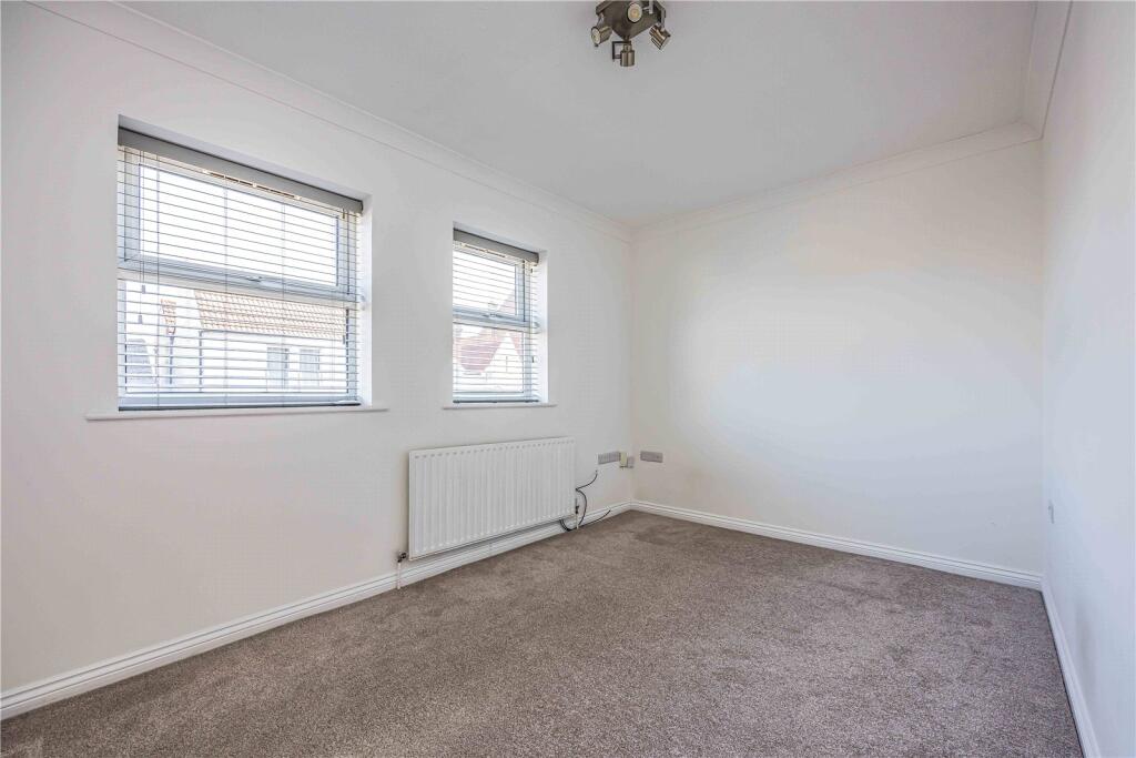 Apartment in Portsmouth - View 5