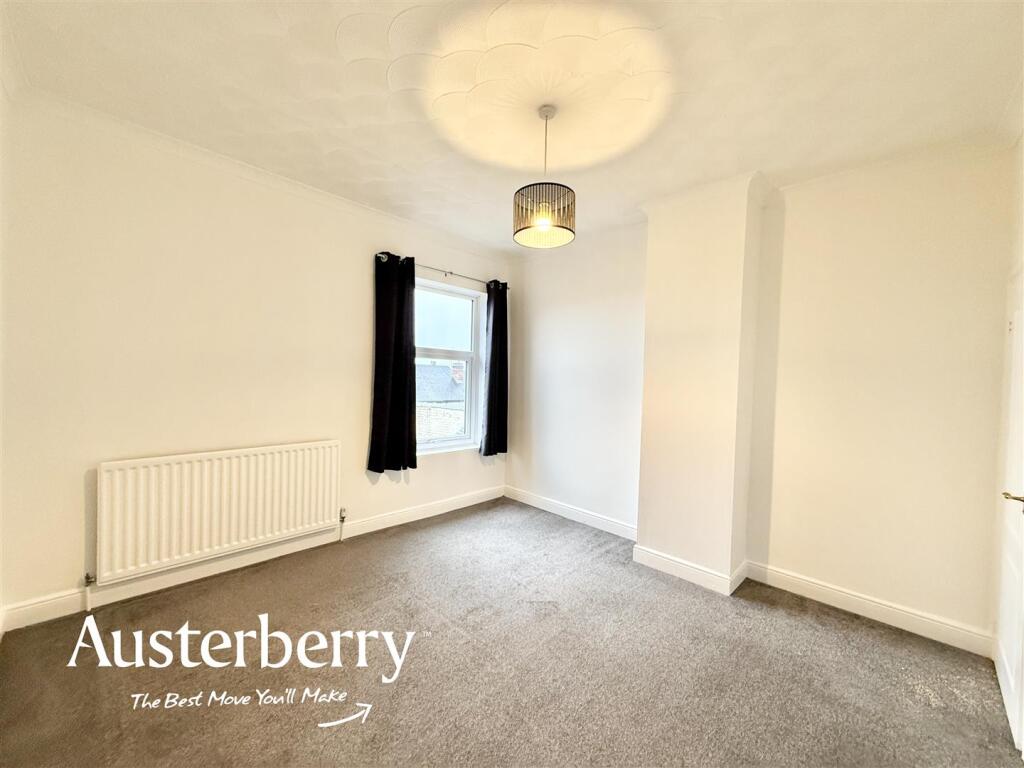 House in Stoke-on-Trent - View 5