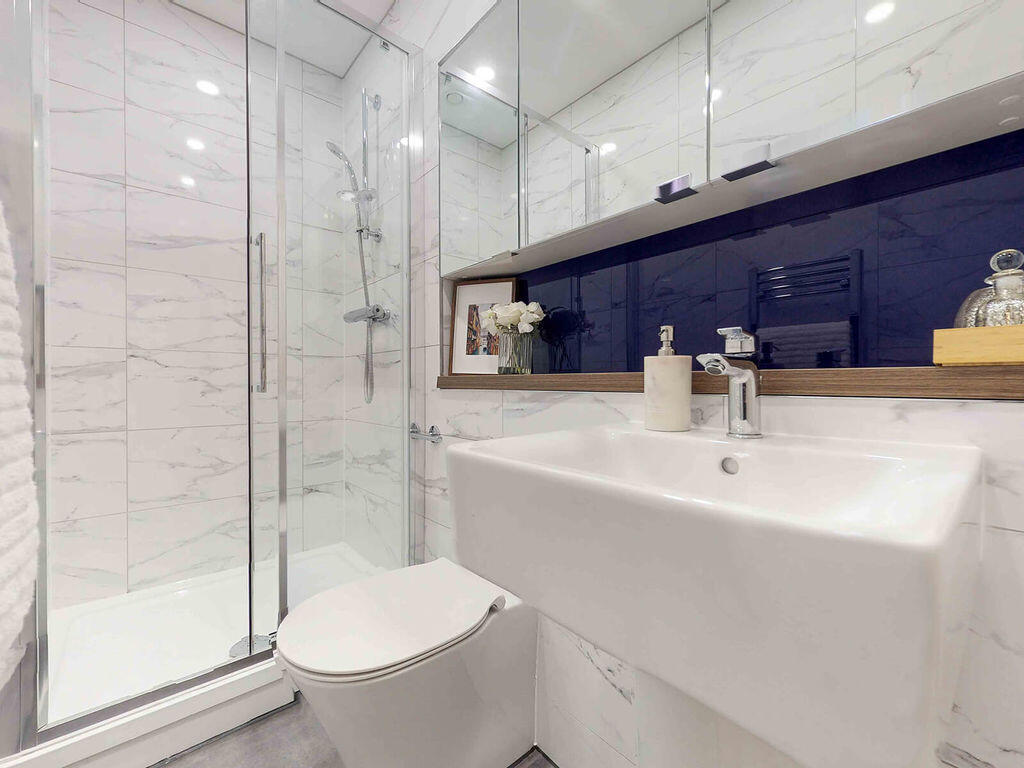 Apartment in Sheffield, South Yorkshire - View 2