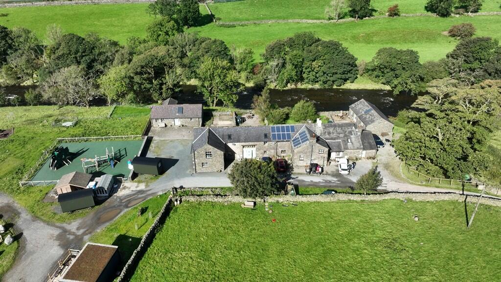 Brockholes Farm, Tebay, CA10 3XT photo 2