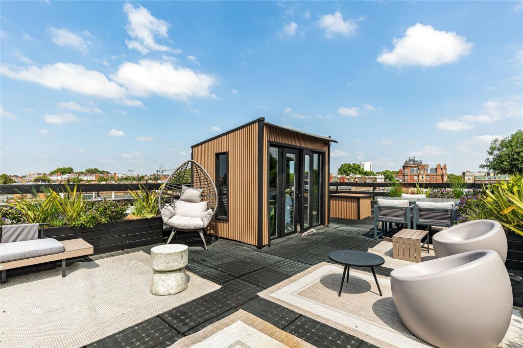 Main image of property: Eardley Crescent, London, SW5