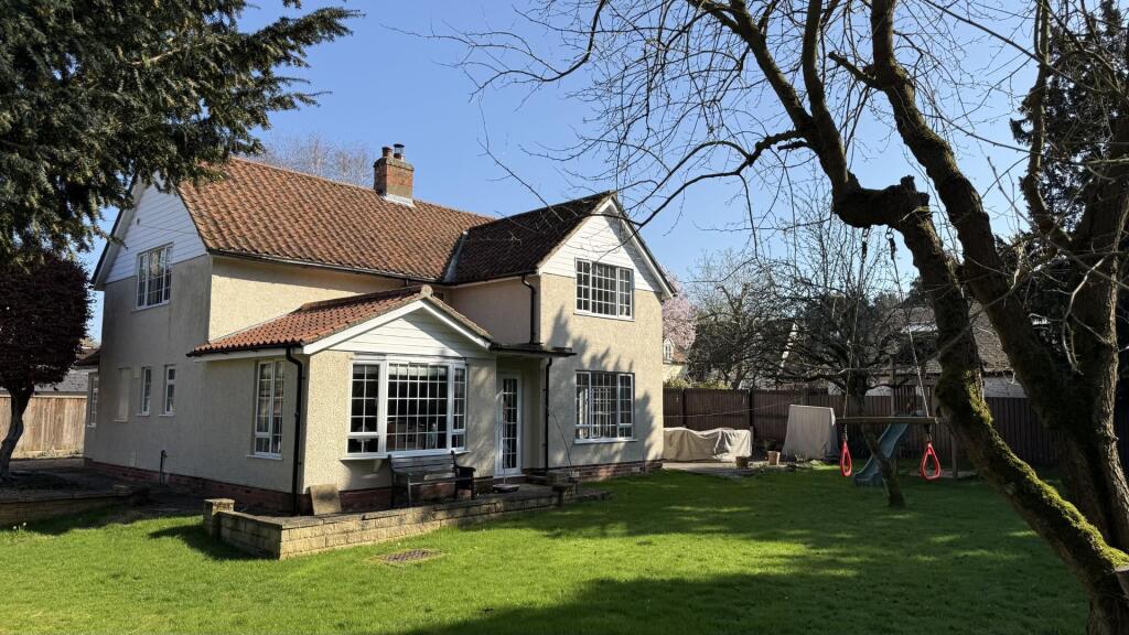 Main image of property: Hildersham, Cambridge, Cambridgeshire CB21