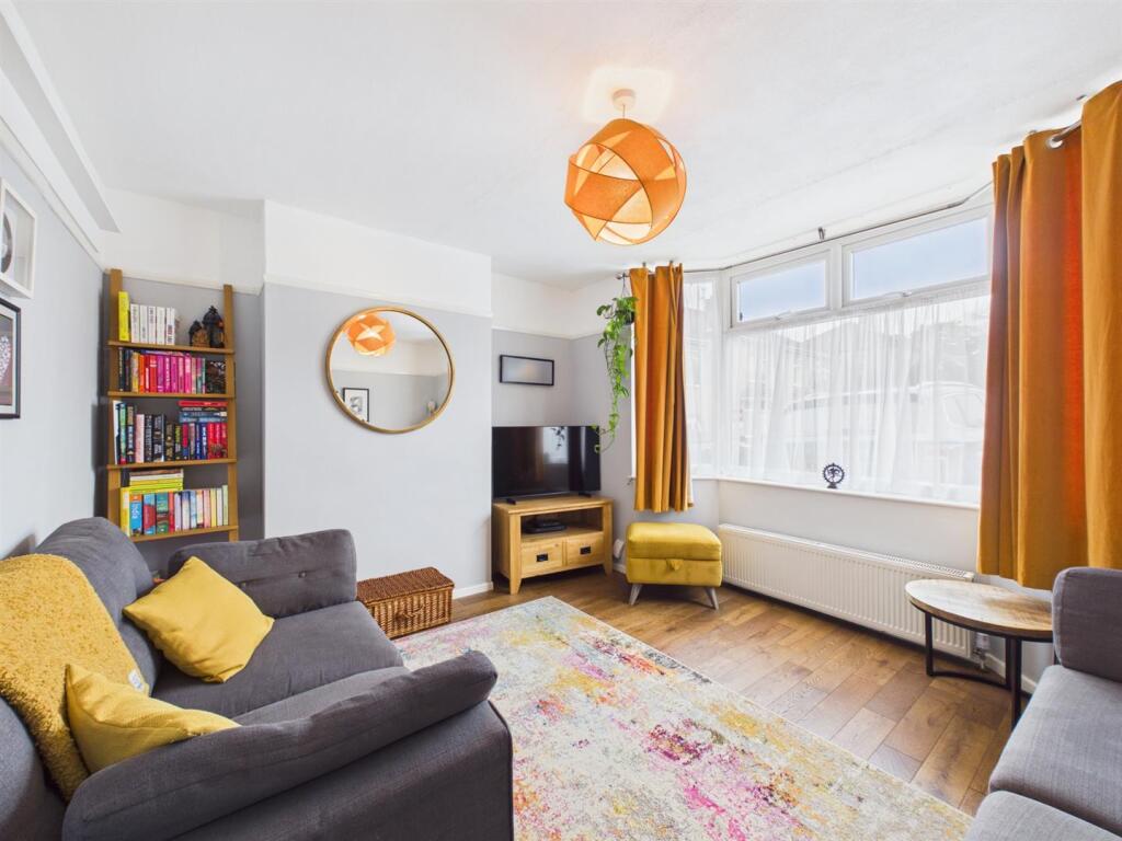 House in Bristol, Hanham - View 2