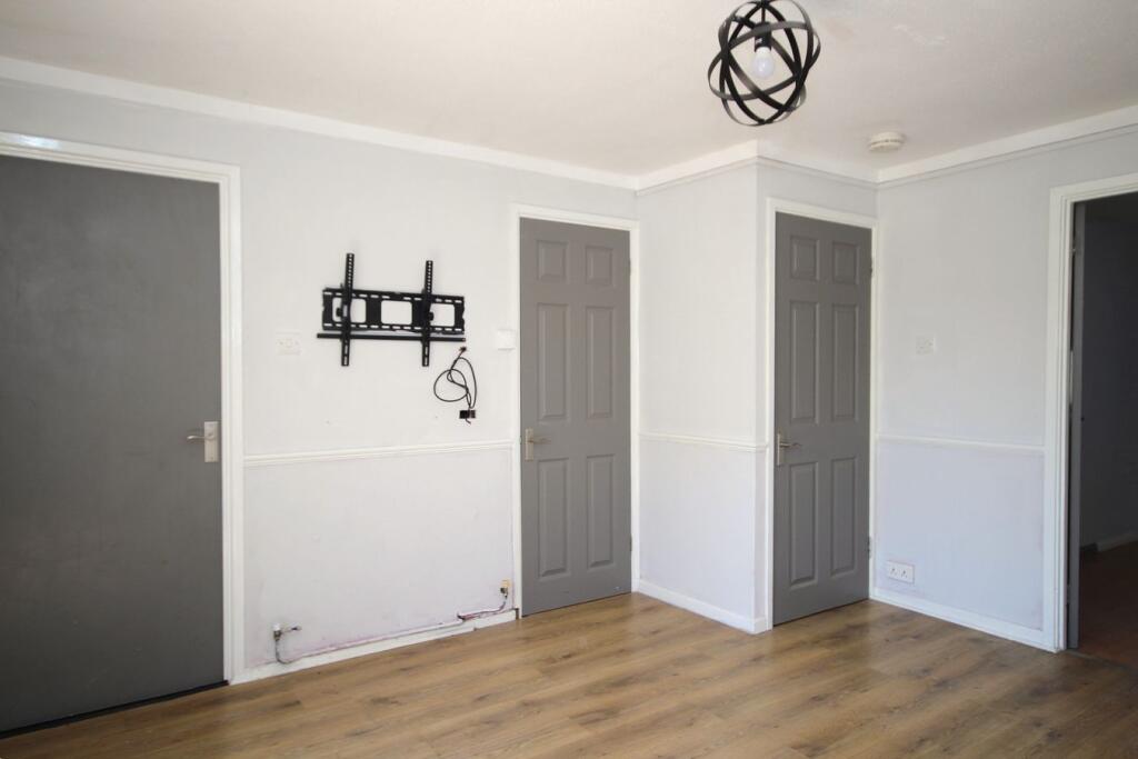 House in Stevenage - More