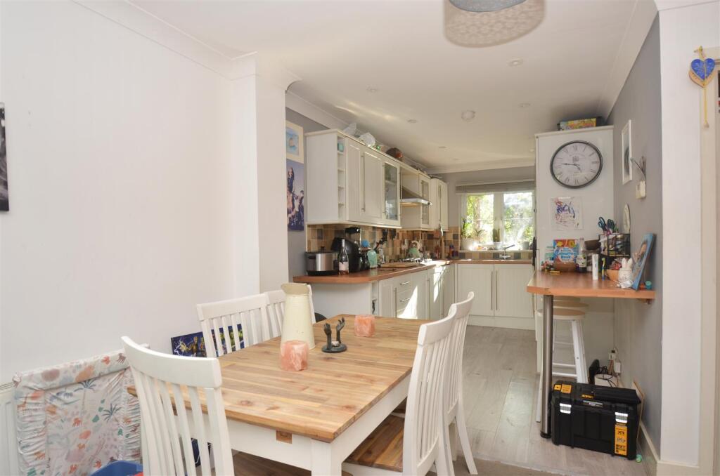 The Firs, Ryde photo 4