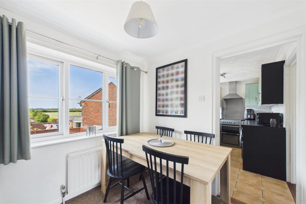Bayley Road, Tangmere - View 4