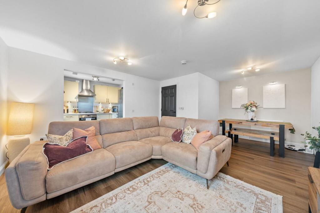 Apartment in Laurieston, Falkirk - View 2