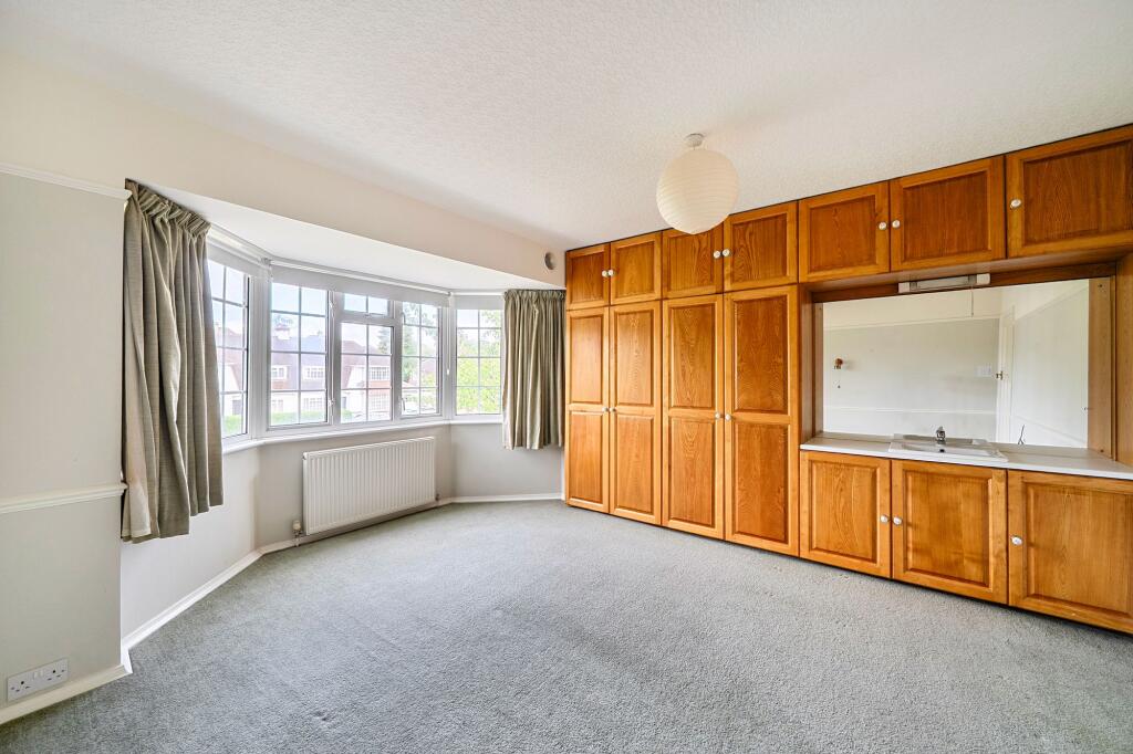 Reigate Road, Epsom, KT17 - View 6