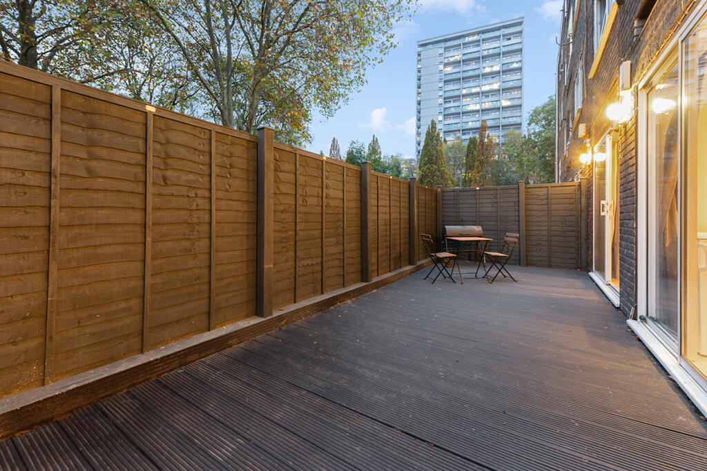 3 bedroom flat for rent