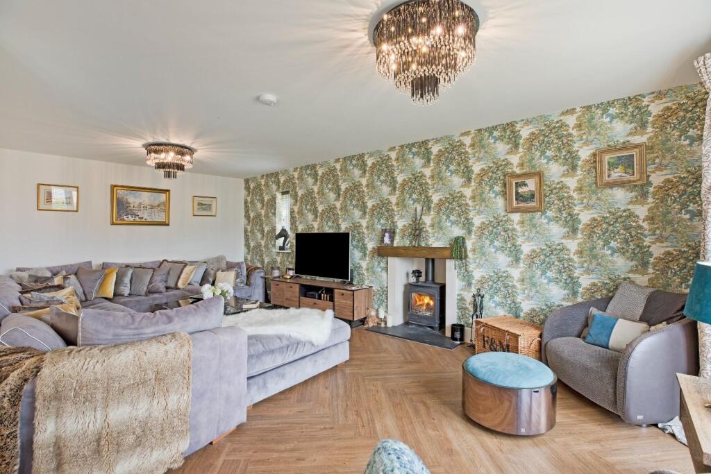 Additional image 2 of Bolton Close, Silsden