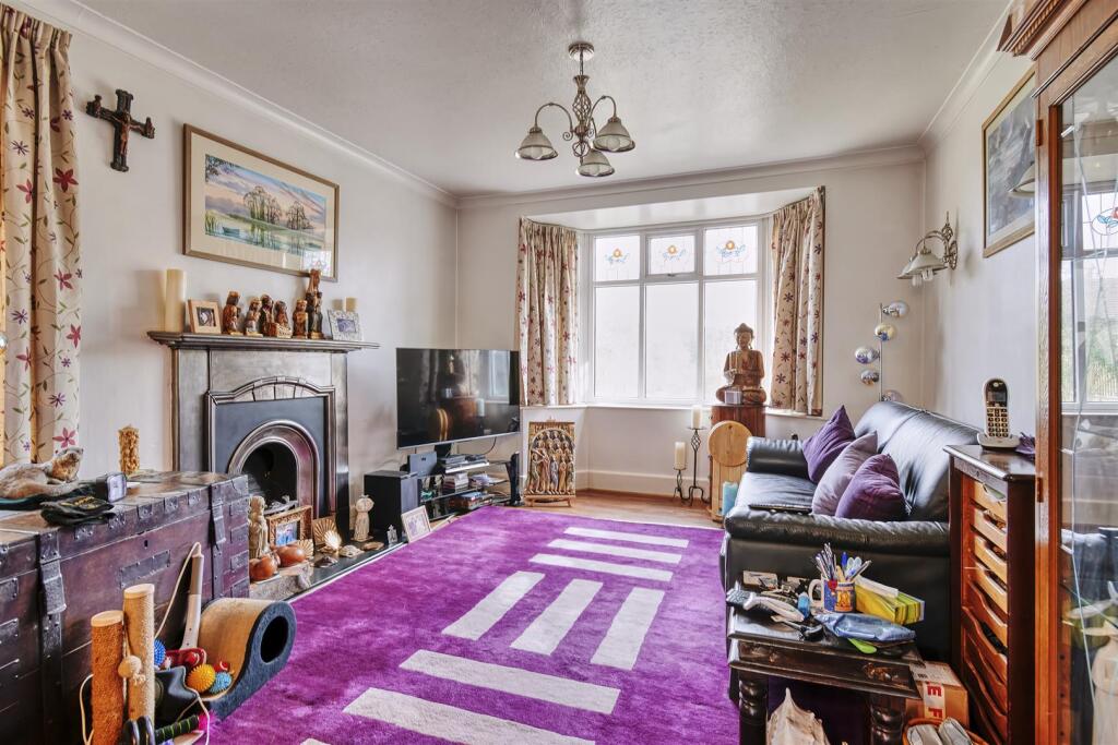 House in Higham Ferrers, North Northamptonshire - View 5