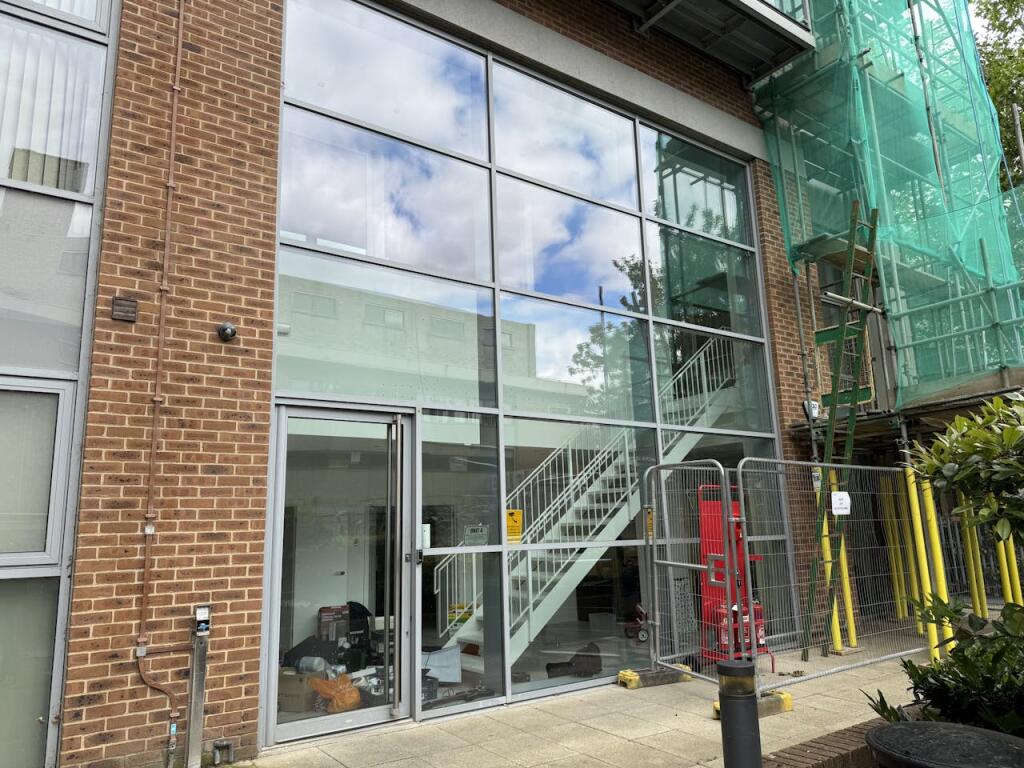 Main image of property: 4 Wilmington Close, Watford, WD18 0FQ