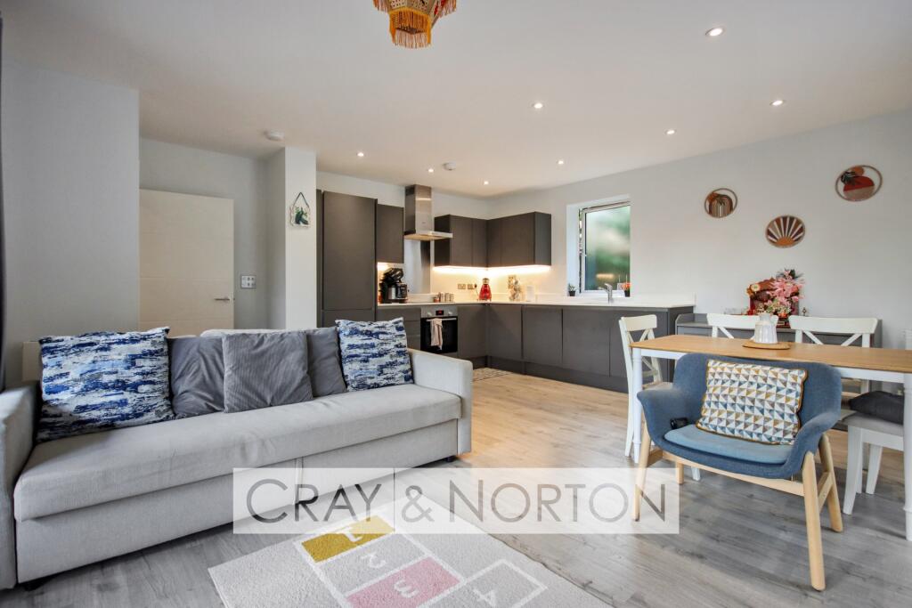 Main image of property: Selborne Road, Croydon, CR0