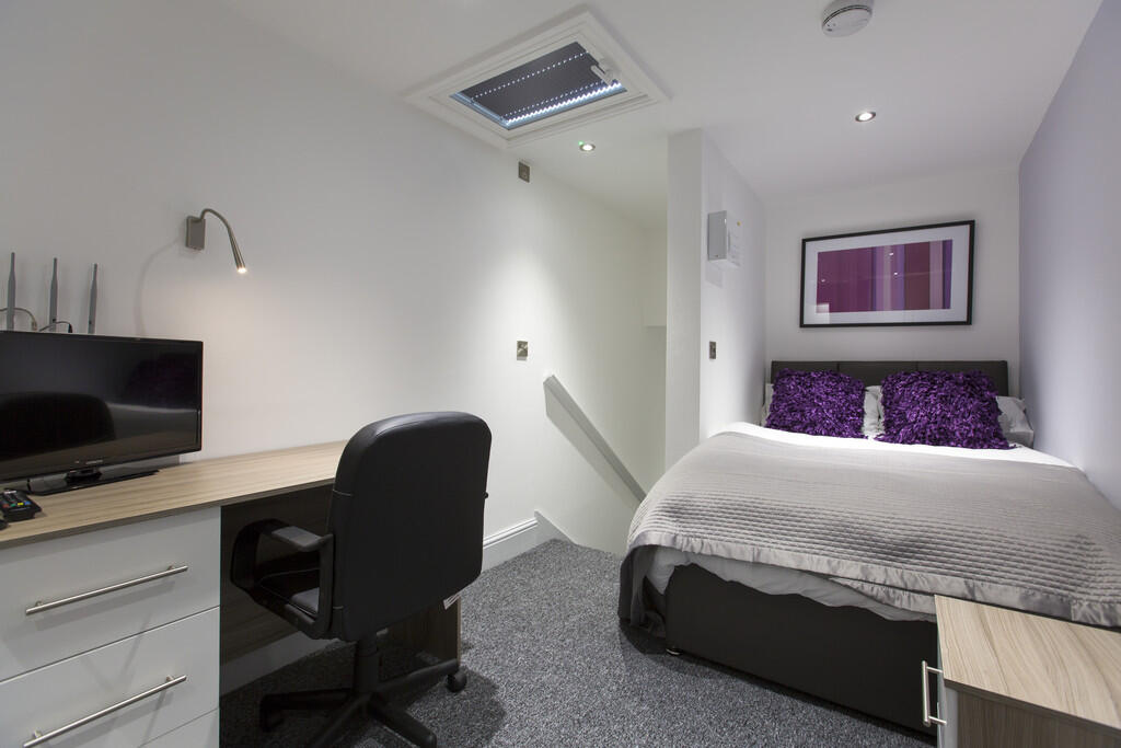Main image of property: The Old County Hall - Studio 18