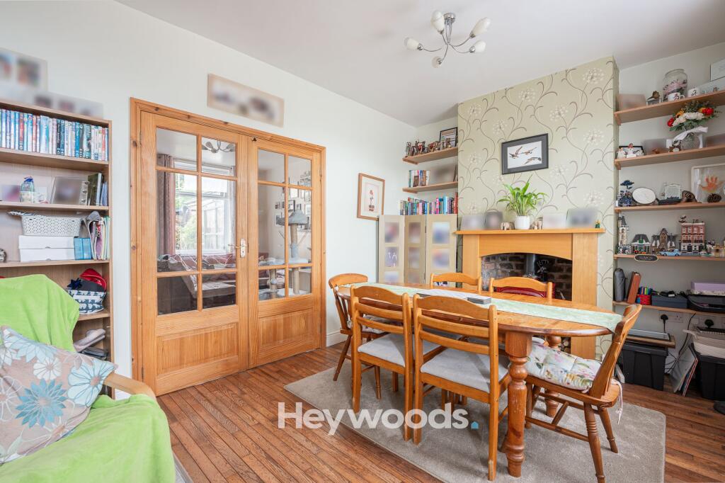 House in Stoke-on-Trent - View 4