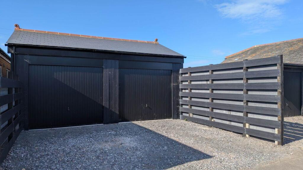 Main image of property: Bracklesham Lane, Bracklesham Bay, West Sussex, PO20